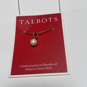 NWT Signed T - Talbots Costume Necklace Gold Tone / Faux Pearl